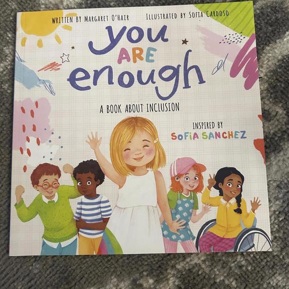 Scholastic Uniqueness Themed Books - Picture 5 of 7